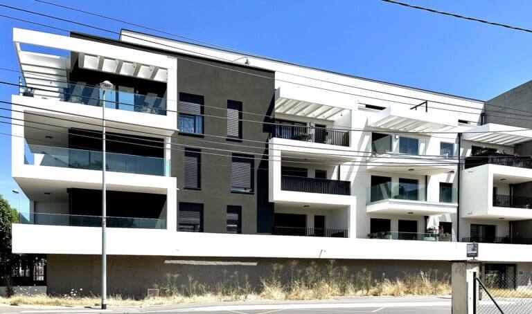 Appartement 4 pièces avec terrasse panoramique de 100 m² - DERNIER ÉTAGE